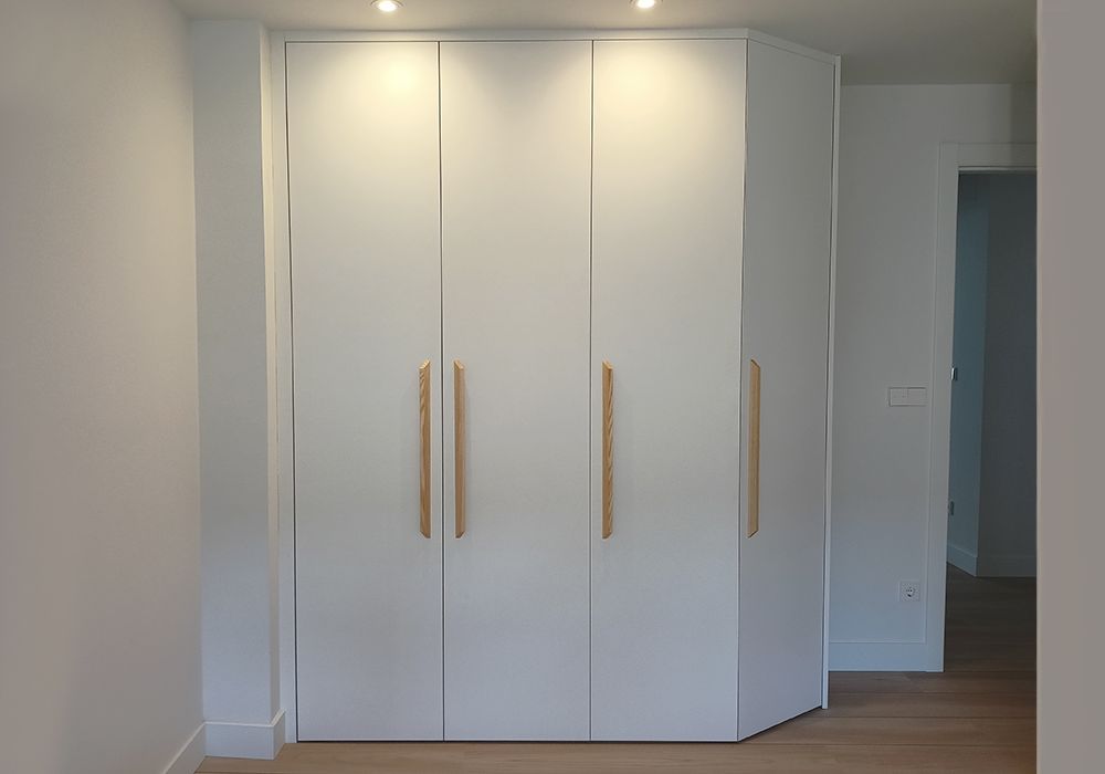 armarios-roperos-chaflan