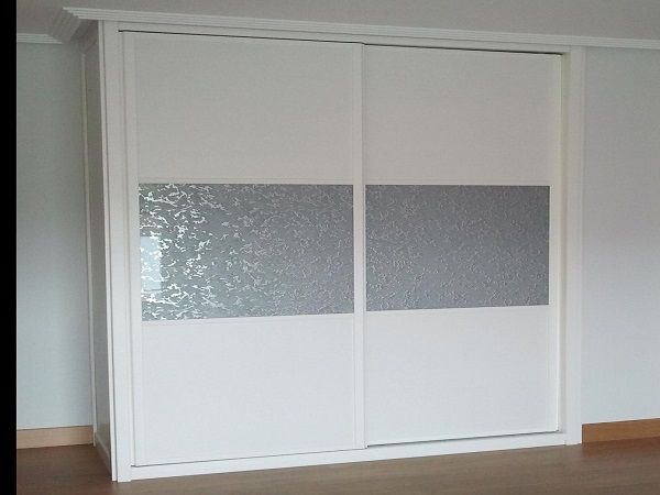 armarios-puertas-correderas-blancas