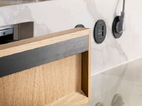 armarios-despenseros-madera-oscura