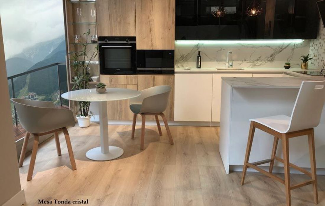 mesas-redondas-cristal-cocina-modernas