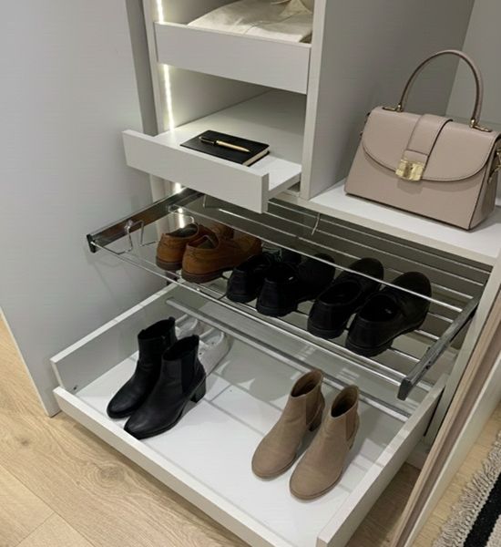 zapateros-interior-armario-bolsos